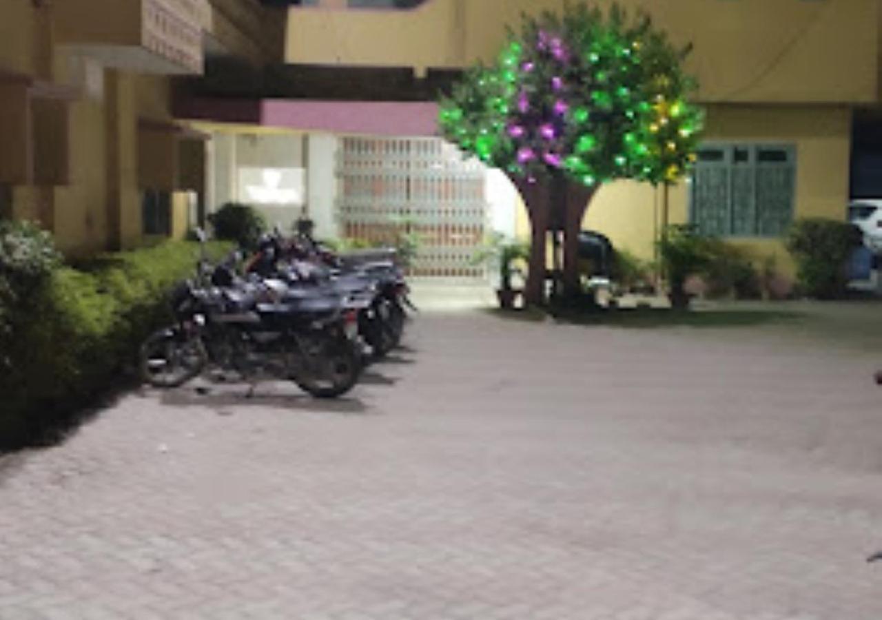 Vijieya Hotel Bihar Saharsa 外观 照片
